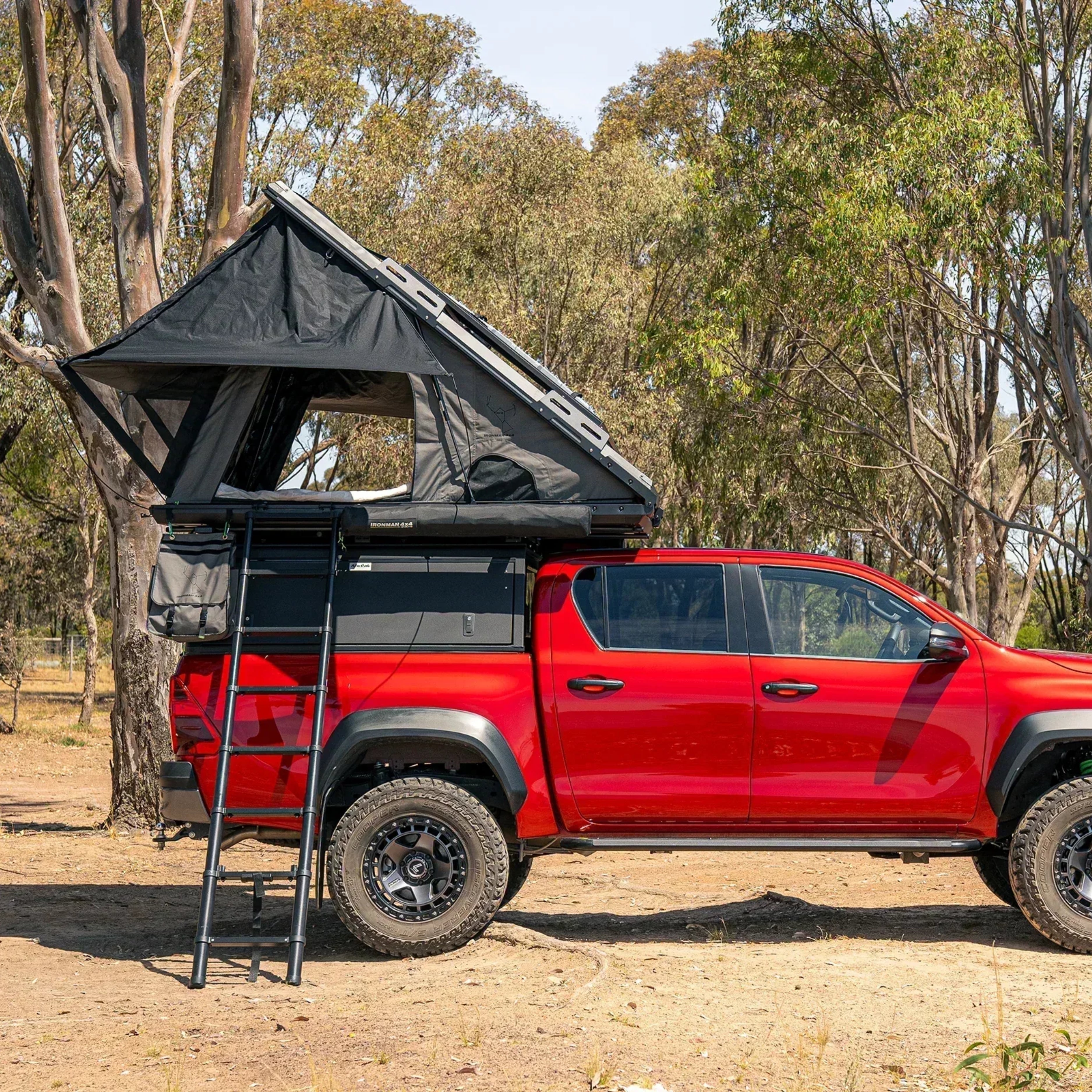 IM Orion 1400 Hardshell Rooftop Tent