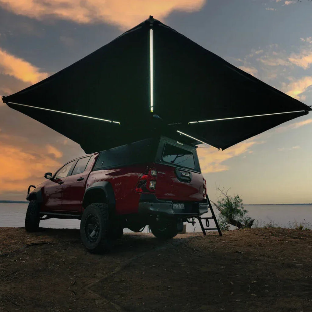 IM Awning Deltawing 270° (LHS, unsupported)