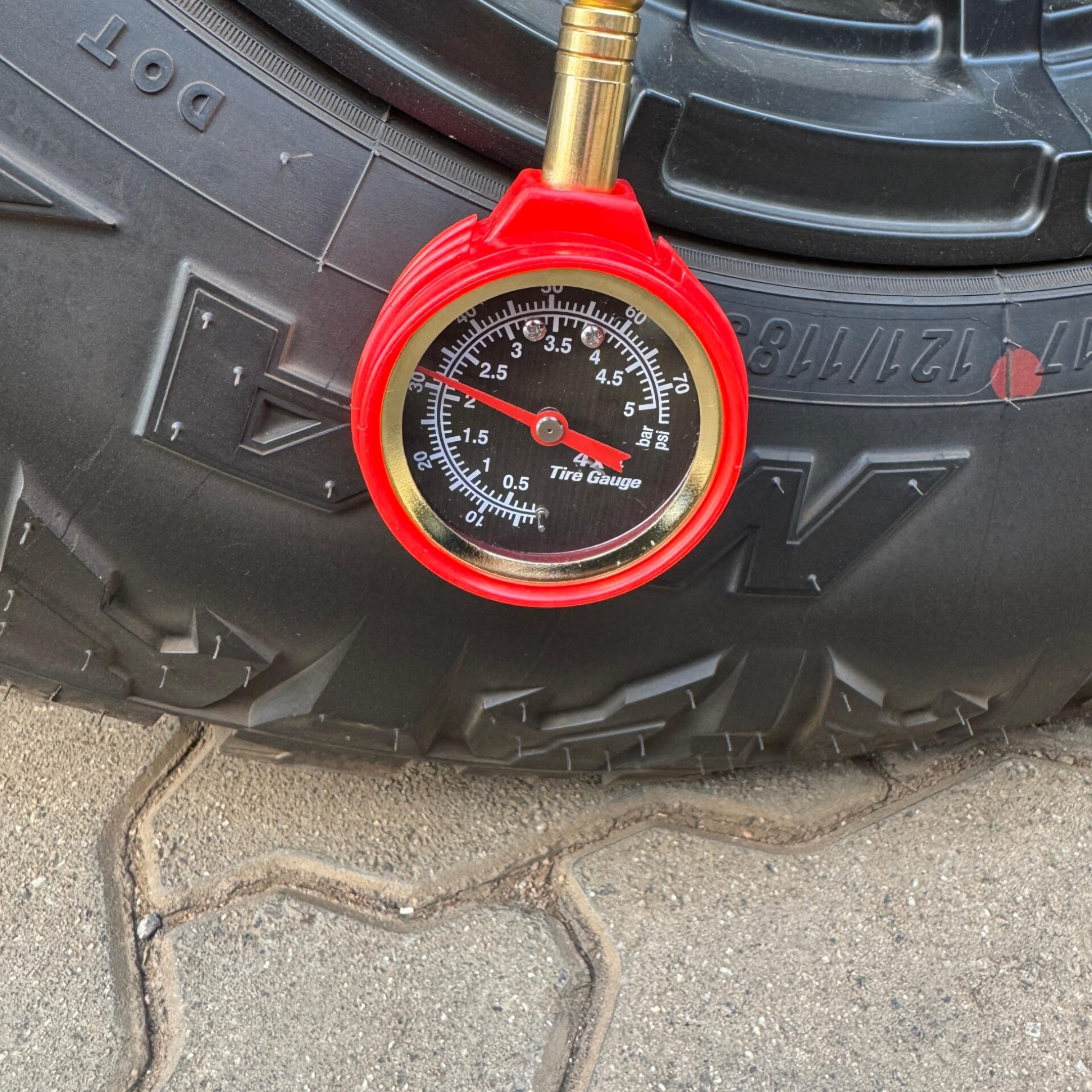 Tyre Deflator Gauge