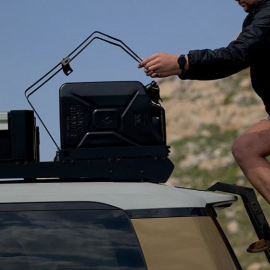 Frontrunner Double Jerry Can Holder