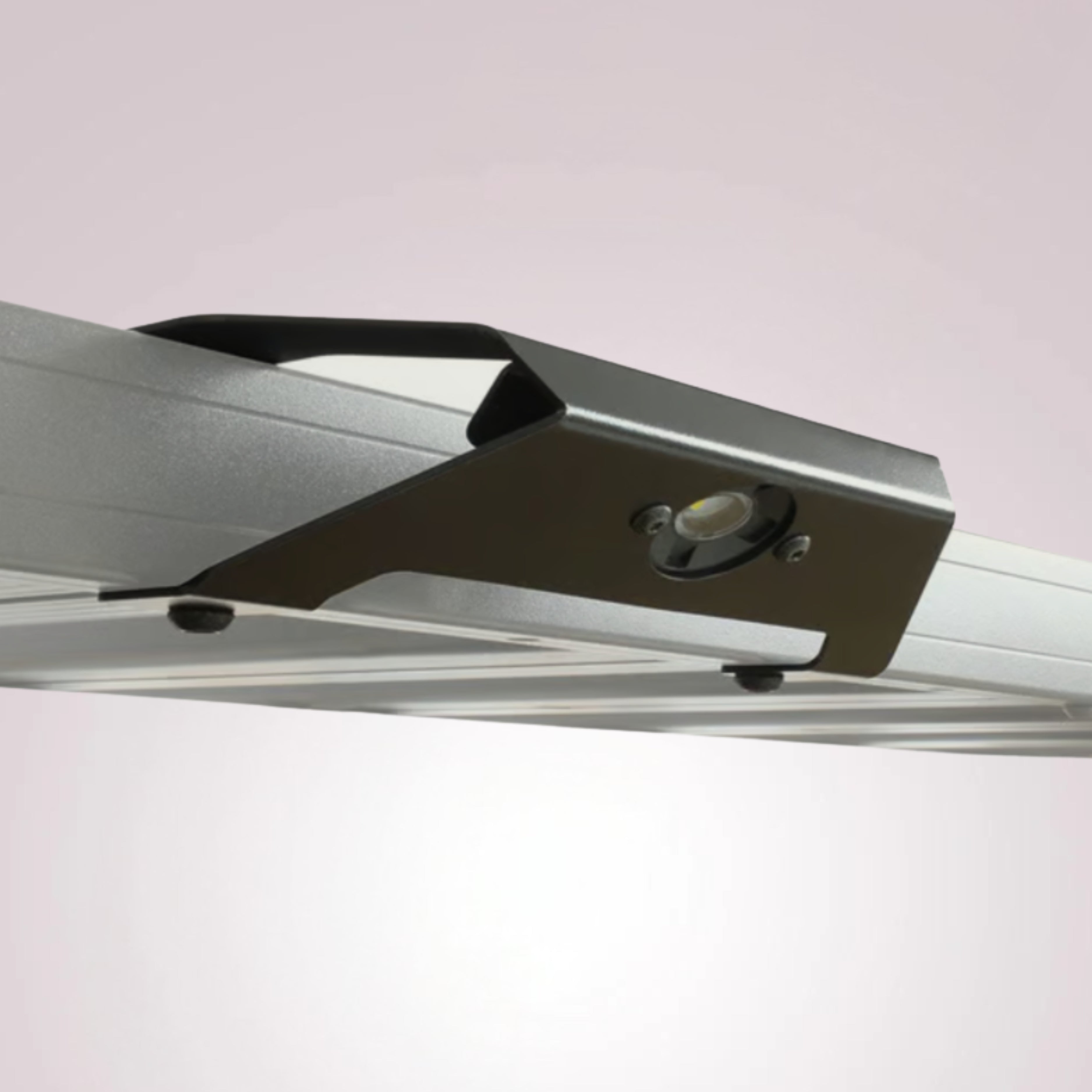 Fronrunner Handle/Light Bracket