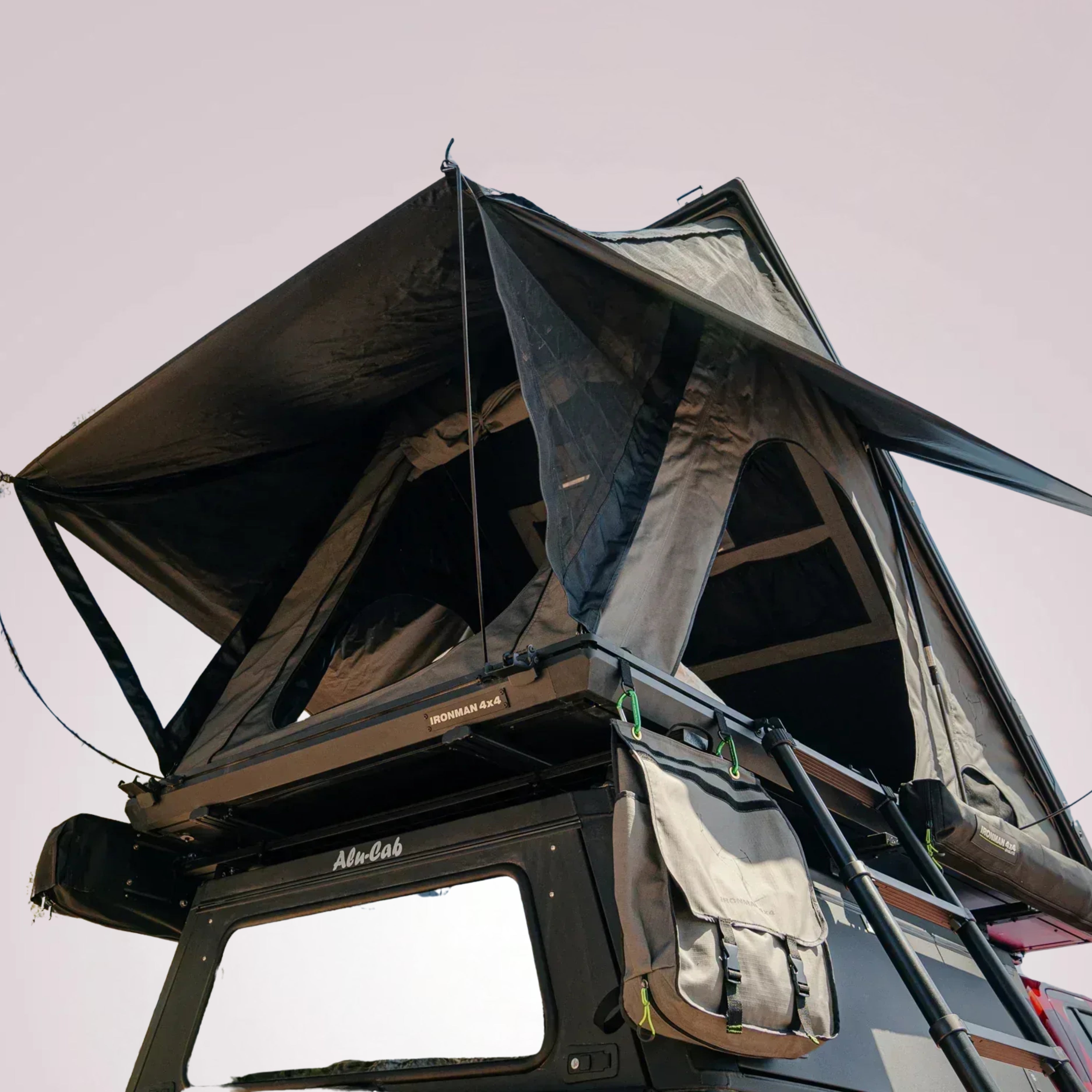 IM Orion 1400 Hardshell Rooftop Tent